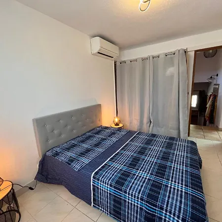 Maison Charmante Ideale Pour Des Sur La Cote D'azur Antibes