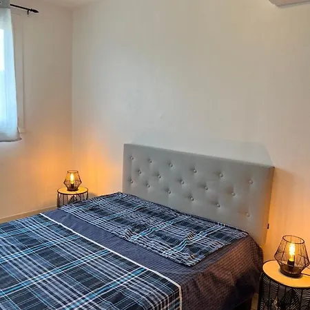 Holiday home Maison Charmante Ideale Pour Des Sur La Cote D'azur Antibes